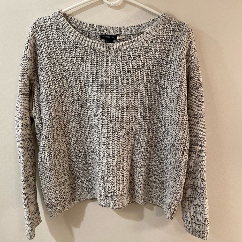 Forever21 Black&White Sweater